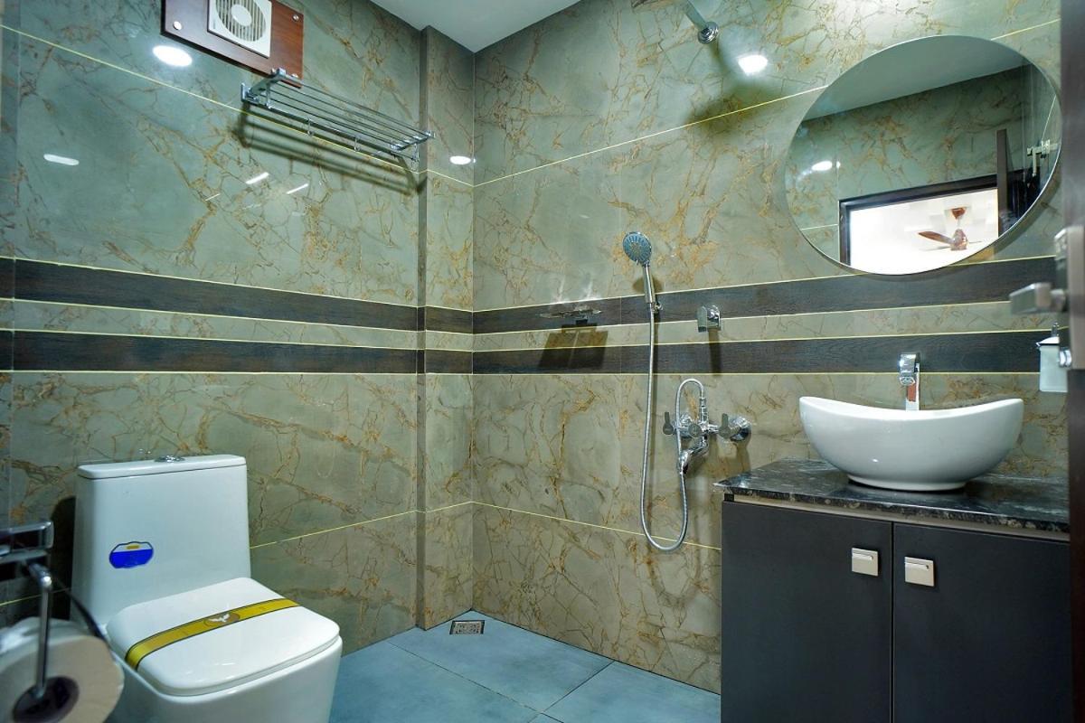 Universal Residency Perumpavur Bagian luar foto